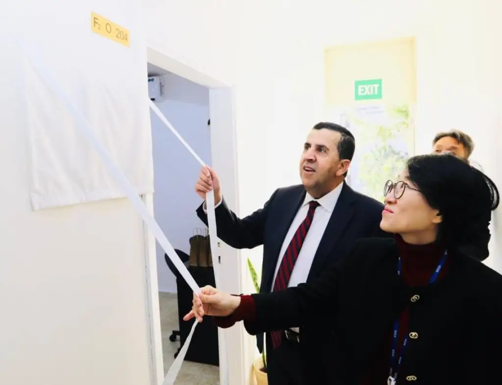 جامعة البلقاء التطبيقية والوكالة الكورية للتعاون الدولي تفتتحان غرفة استشارات جديدة للطلبة