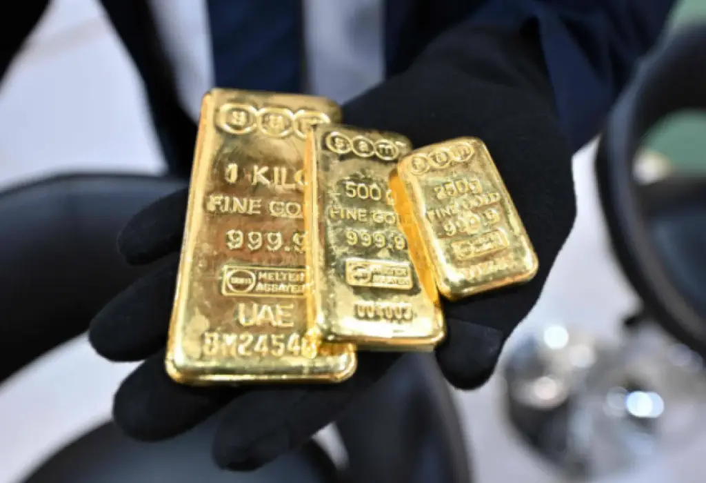 الذهب يرتفع والأونصة تتجاوز 4600 دولار