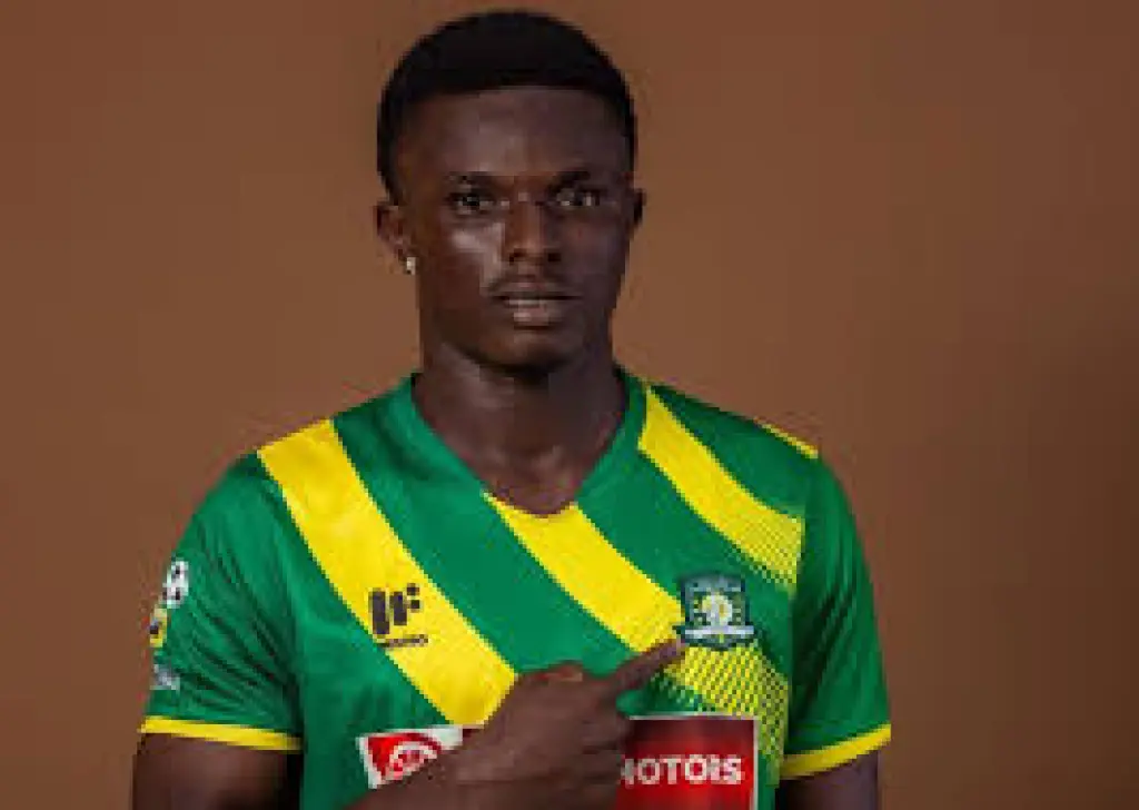 مقتل لاعب تشيلسي الغاني في هجوم مسلح على حافلة فريقه