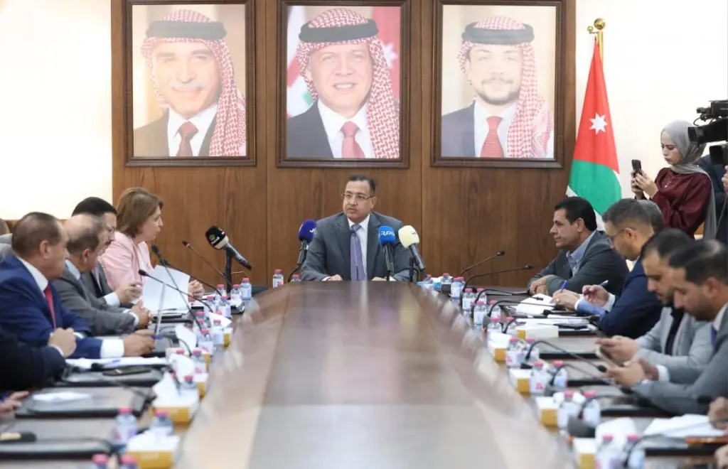 بحث اعتماد القيد المدني في تحديد أحقية التعيين بالحكومة