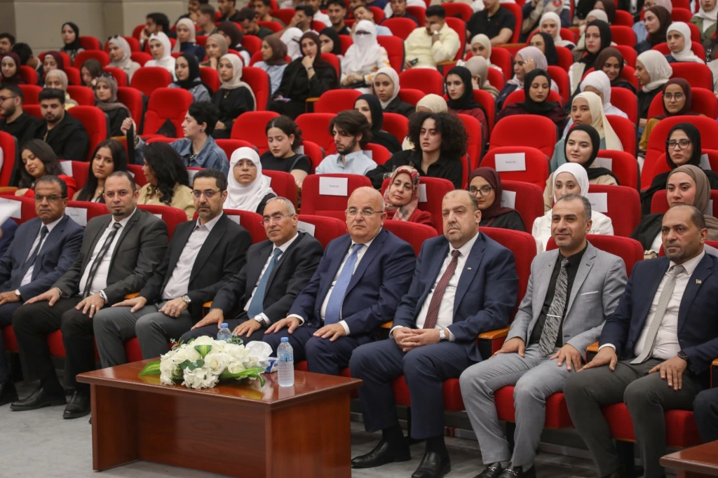 الدكتور الحياري يرعى مؤتمر TEDx الجامعة الهاشمية لنشر الأفكار الإبداعية بين الطلبة