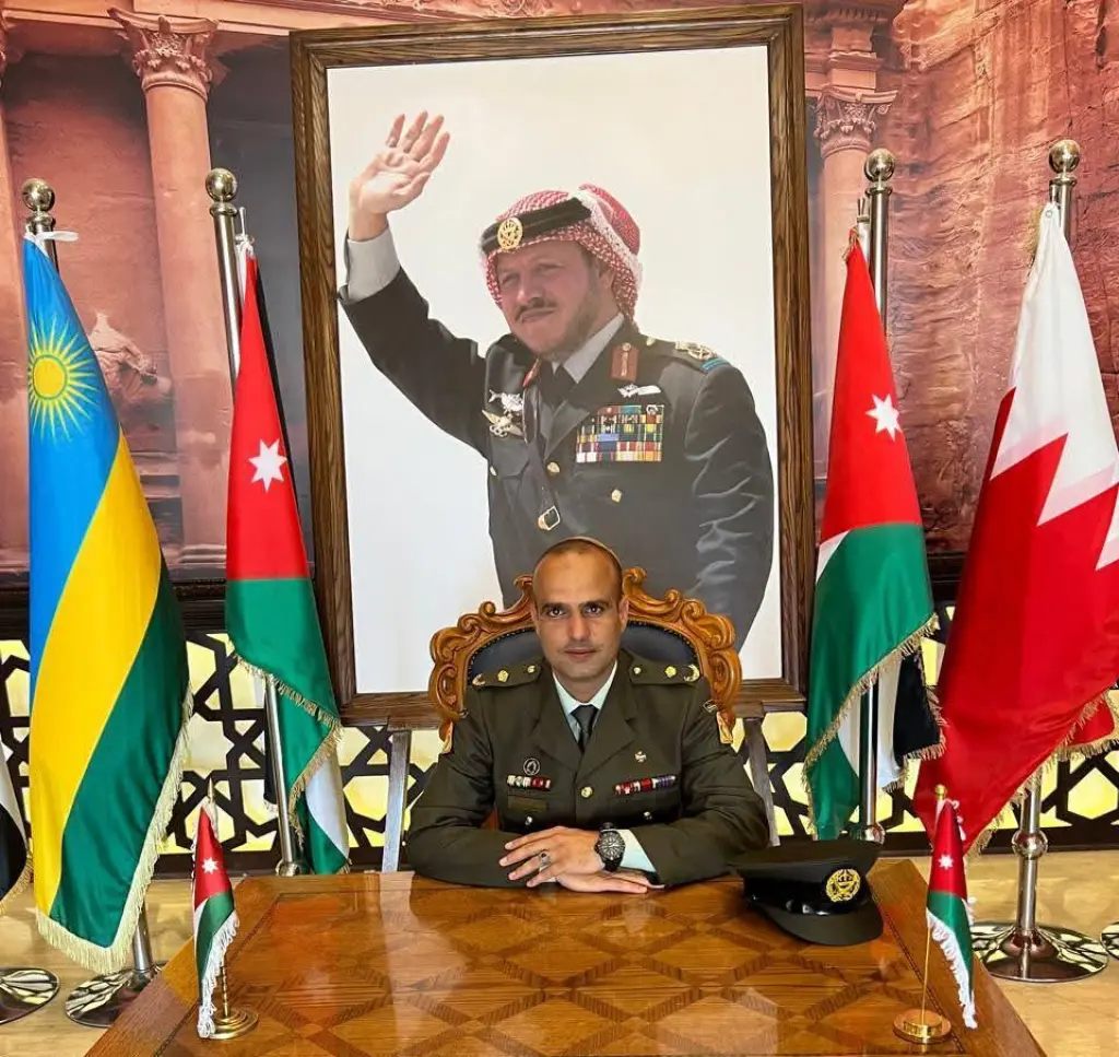 الرائد سامي علي محمد الشويطي الشرفات ... مبارك لقب ( الركن )