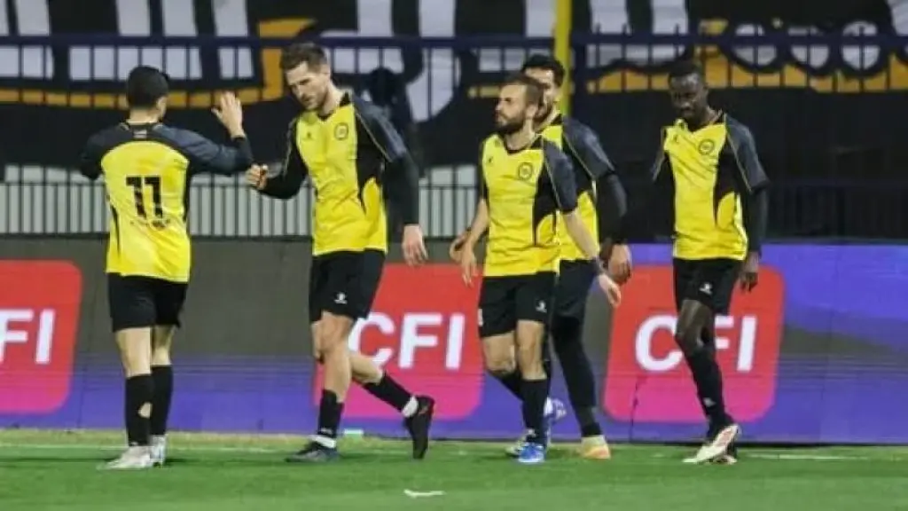 الحسين يودع دوري أبطال آسيا 2 بالخسارة أمام الأهلي القطري