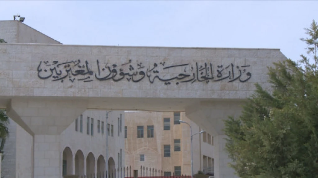 الصفدي يبحث مع نظيره السعودي جهود إنهاء التصعيد الذي تشهده المنطقة