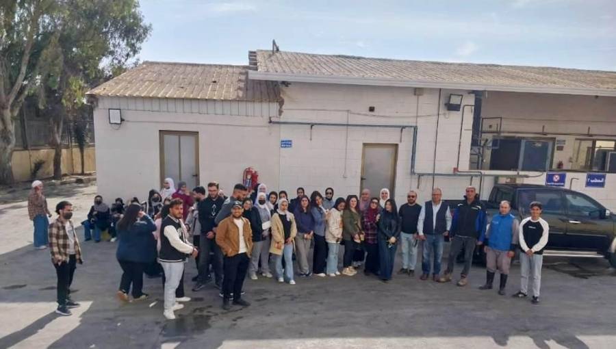 طلبة التكنولوجيا الزراعية في عمان الاهلية يزورون مزرعة الحوراني لتربية الأبقار تاريخ النشر : الثلاثاء