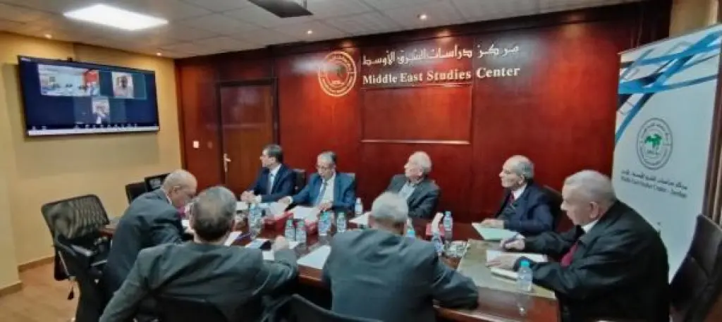 ابوحمور رئيسا لمركز دراسات الشرق الاوسط والرفاعي نائبا