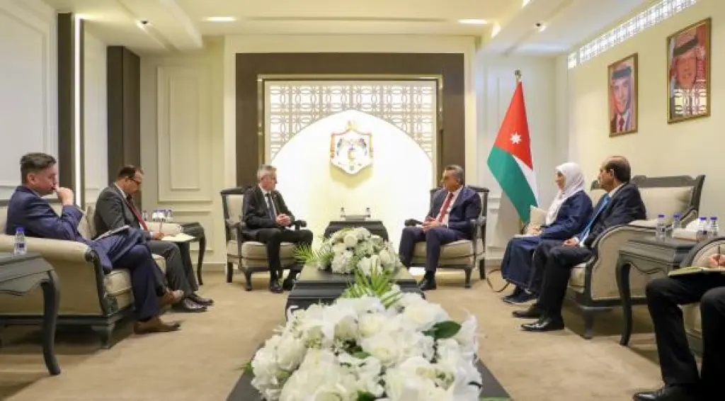 الخارجية النيابية تلتقي السفير الهنغاري
