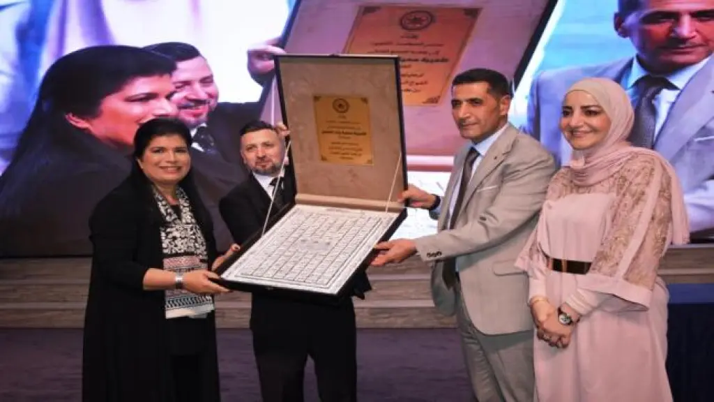 الأميرة سمية ترعى حفل تخريج الفوج 36″ فوج التحدي ” من طلبة مدارس الحكمة الثانوية