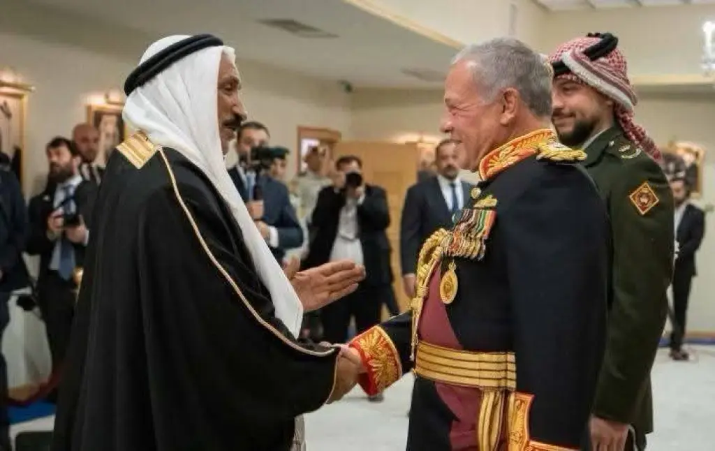 العين الشيخ سلطان  الجازي  الحويطات يهنيء بعيد الاستقلال الثمانين