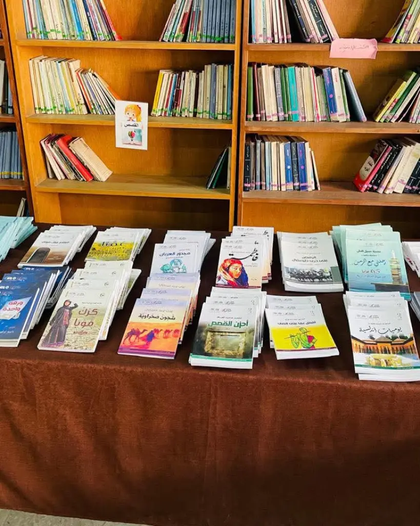 ثقافة الرقاء تنظم معرضا للكتاب في مدرسة عين جالوت الثانوية للبنات