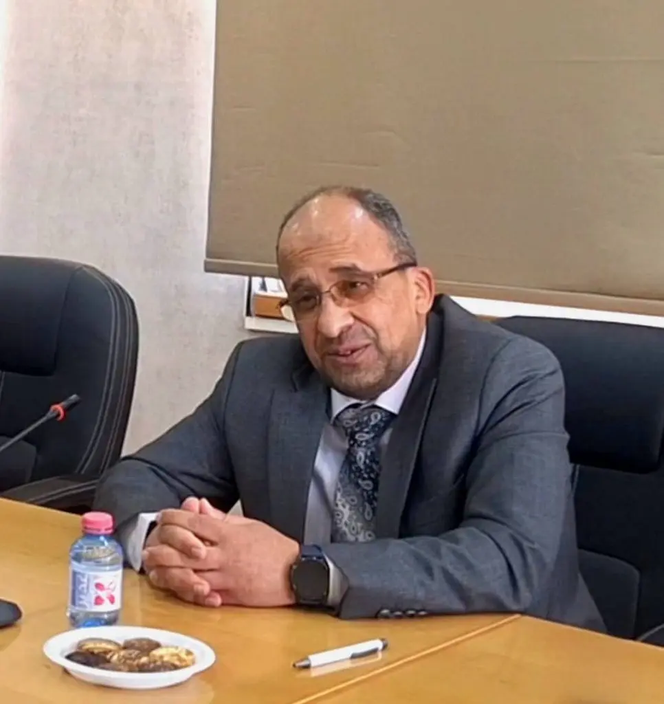 في دائرة الأراضي بين الذاكرة والسياسة...
