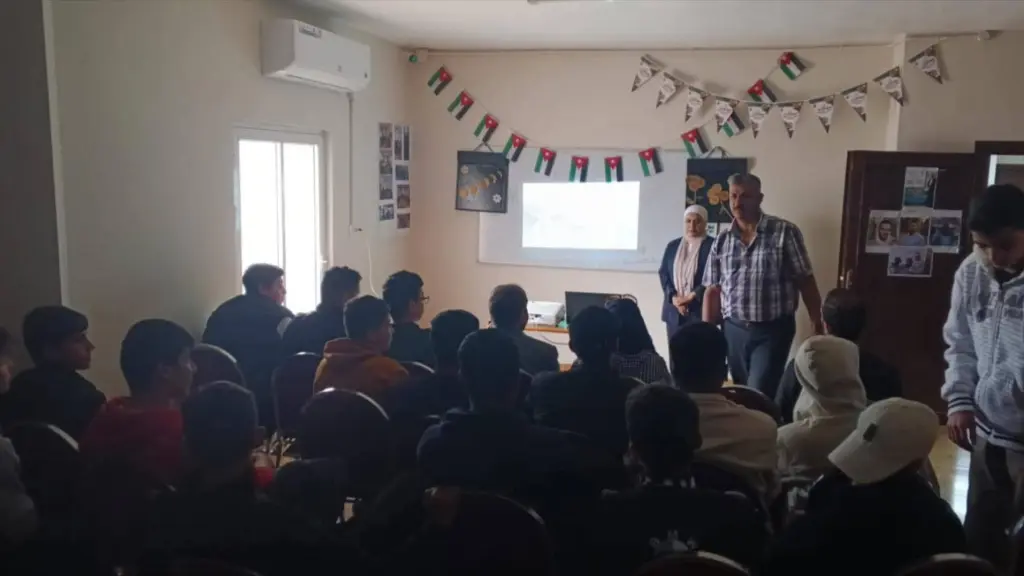 ثقافة البلقاء تنظم ورشة عمل توعوية بعنوان “حملة تطوعية للحد من الإلقاء العشوائي للنفايات”