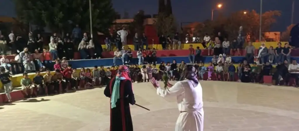 " بين الجد والهزل" عرض مسرحي لثقافة مادبا