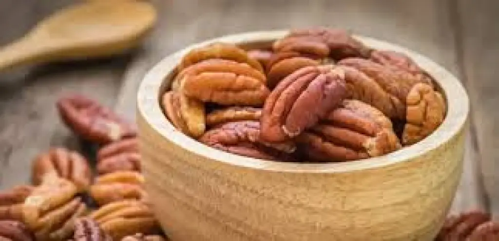 أيهما أفضل للقلب جوز البيكان أو الفول السوداني؟