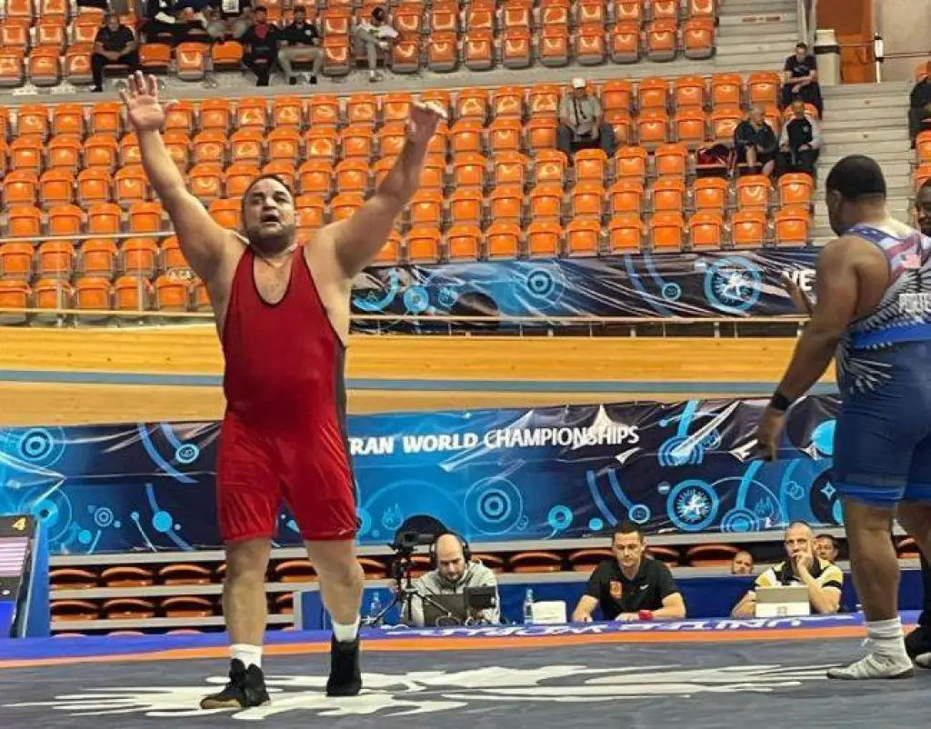 الزريقات يحصد الميدالية الذهبية الثانية للمنتخب الأردني للمصارعة