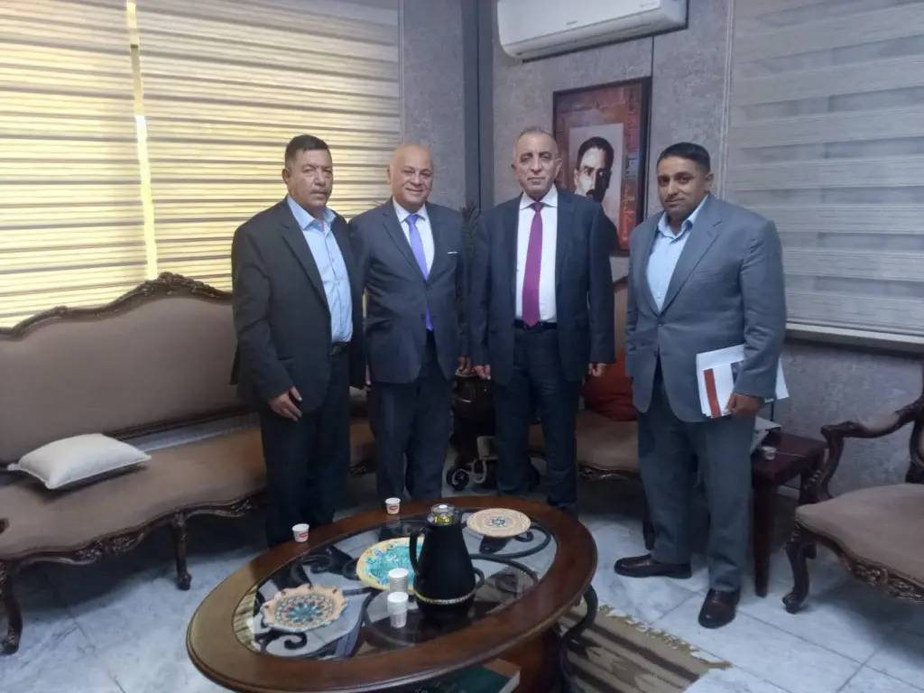 وزير الثقافة : محافظة الزرقاء تزخر بالطاقات الإبداعية والتنوع الثقافي