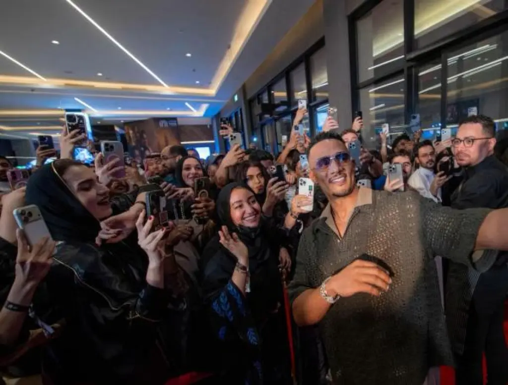 محمد رمضان يلتقي الجمهور في العرض الخاص لفيلم أسد