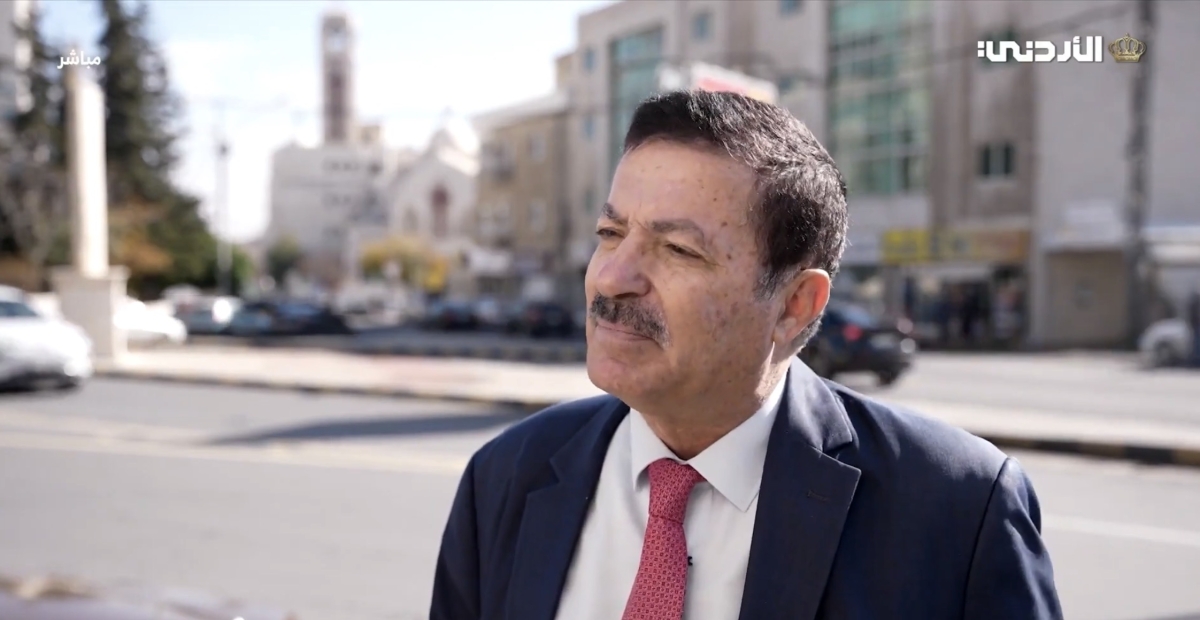 مقابلة مع المؤرخ عمر العرموطي / معد ومؤلف موسوعة عمان....عن شارع سليمان النابلسي في العبدلي الذي يمر من أمام المدينة التجارية البوليفارد ويمر من أمام قصر العدل مجمع المحاكم.....التلفزيون الاردني / برن