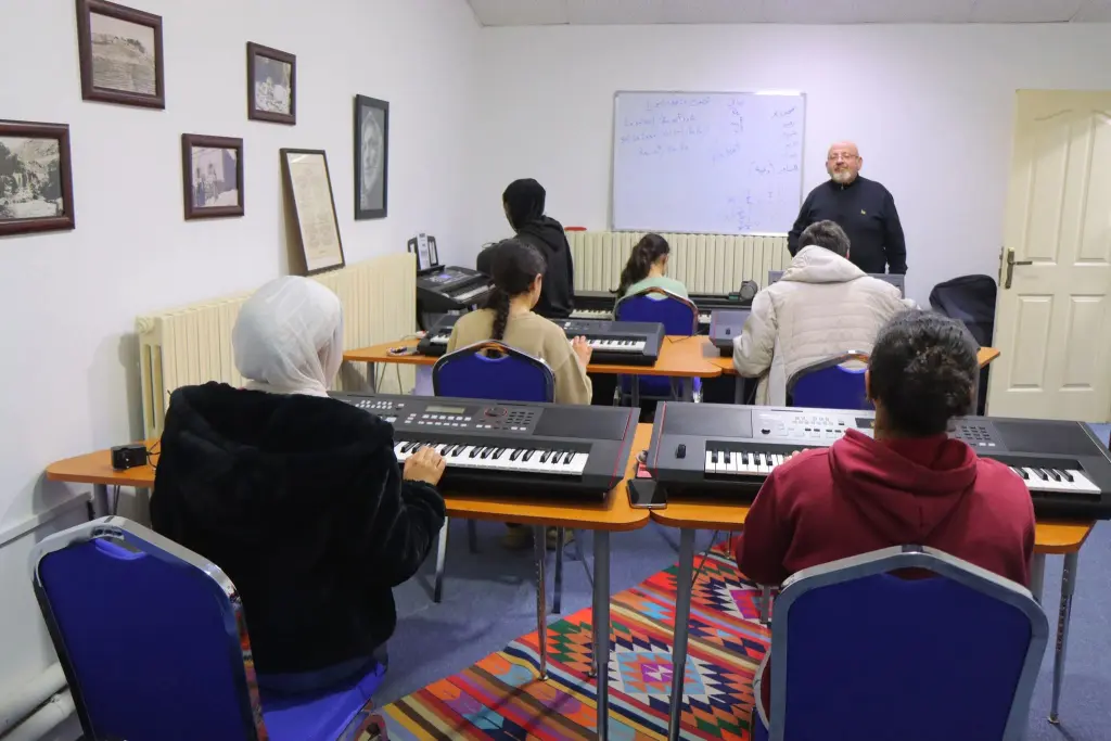 مركز تدريب الفنون في ثقافة الكرك يواصل  البرامج التدريبية