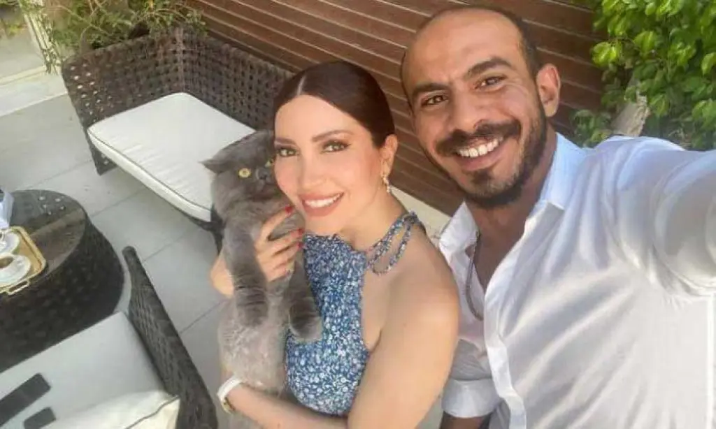 طليق نسرين طافش يشارك صورة برفقة فتاة بعد انفصالهما