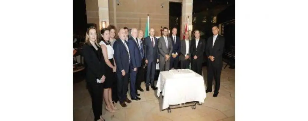 السفير الايرلندي يشيد ببيئة دعم الأعمال المناسبة للاستثمار في الأردن