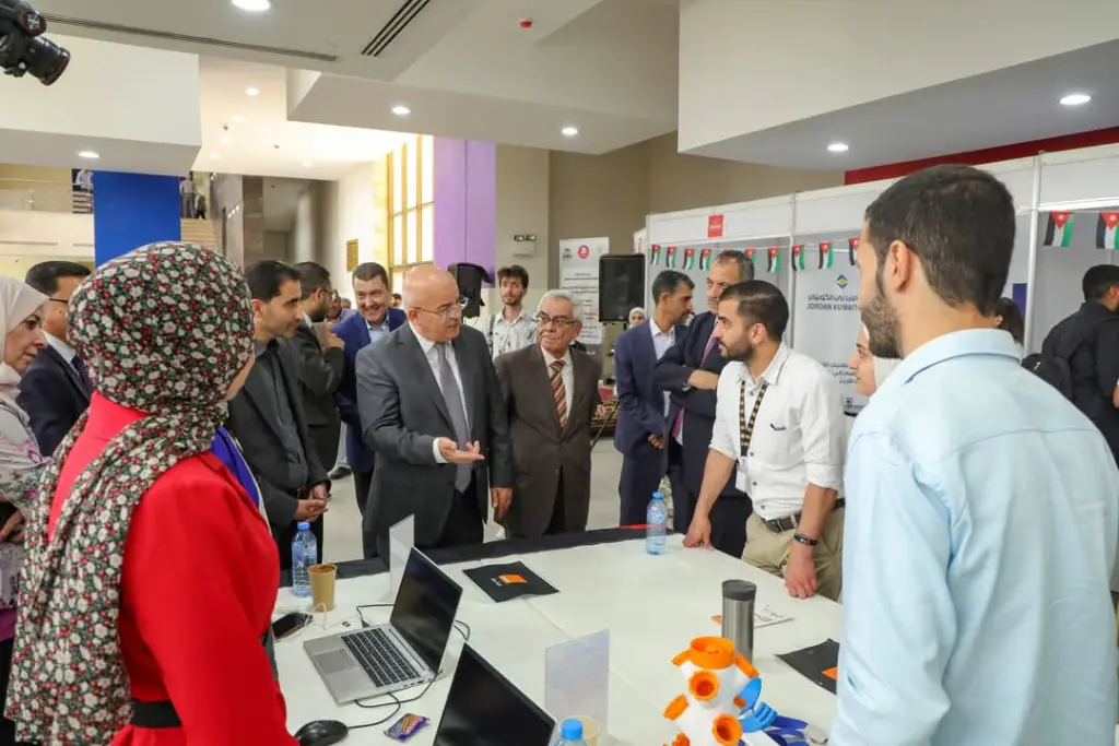 الجامعة الهاشمية تنظّم يوماً وظيفياً قطاعيًا لتعزيز فرص طلبتها وخريجيها في سوق العمل الهندسي والتكنولوجي والتقني