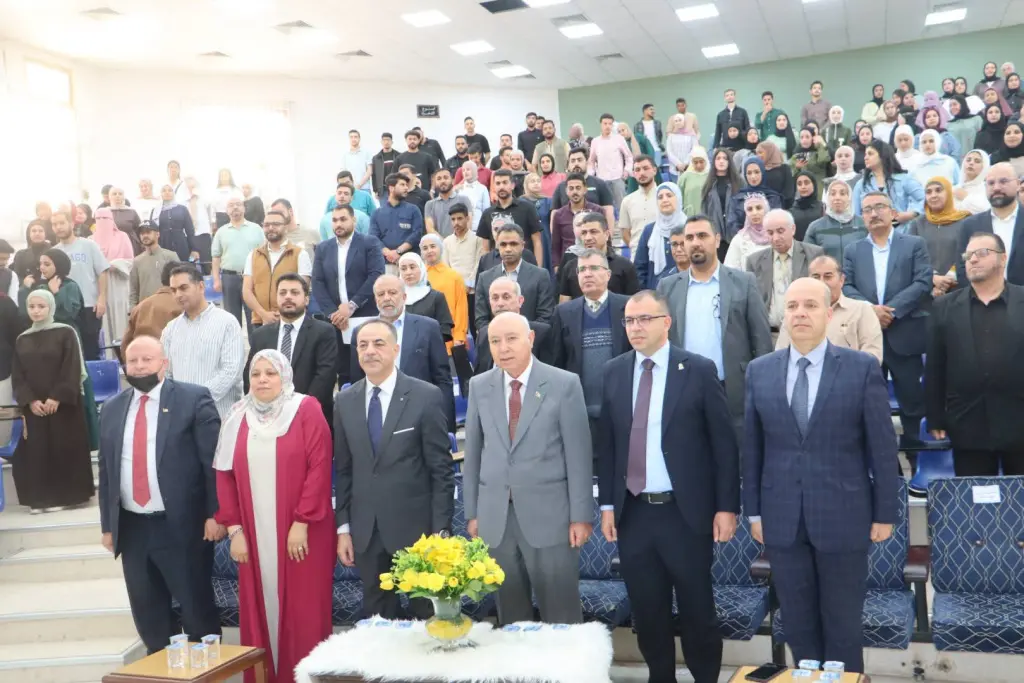 رئيس جامعة مؤتة يرعى اليوم العلمي لكلية العلوم.