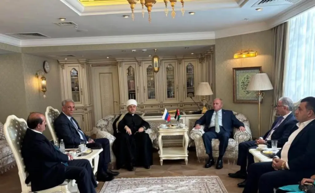 عطية يؤكد لنائب مفتي روسيا رفض الأردن لأي محاولات تستهدف تهجير الفلسطينيين