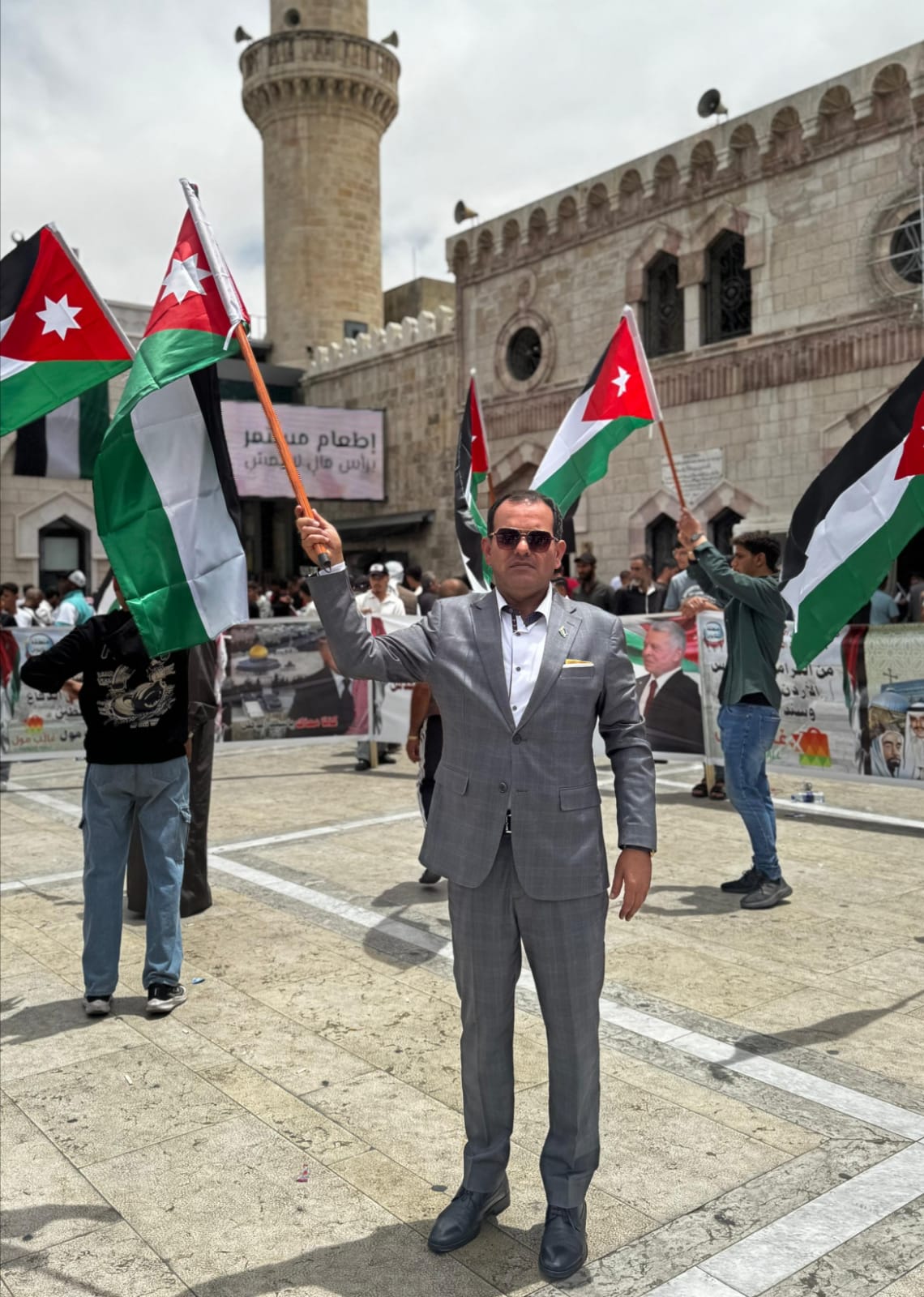 بني خالد نقف بكل فخر واعتزاز خلف مواقف جلالة الملك عبدالله الثاني ابن الحسين حفظه الله ورعاه