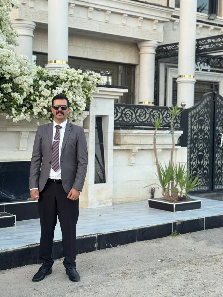 حين يجتمع الفخر والفرح على أرض واحدة