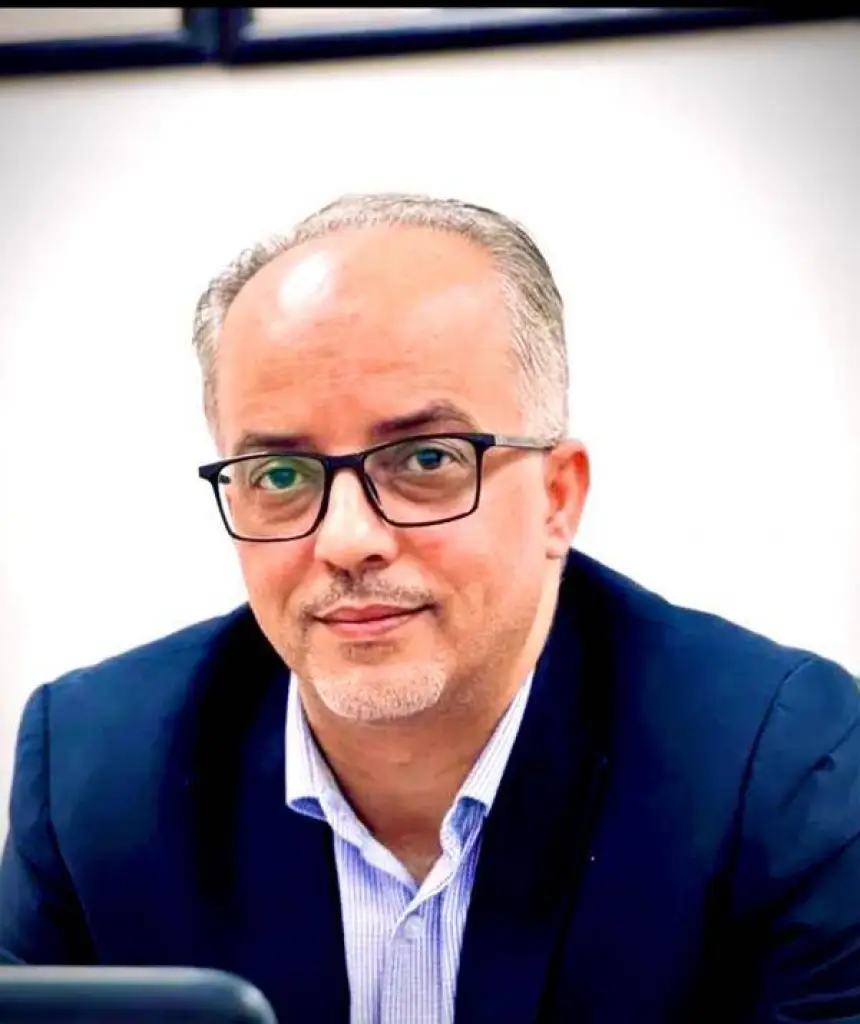 تطوير المكتبة المدرسية وأمينها