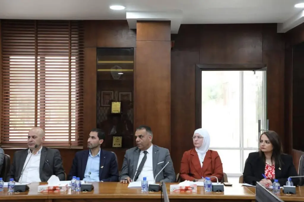 عميد شؤون الطلبة يشارك في لقاء وزير الشؤون السياسية والبرلمانية مع عمداء شؤون الطلبة في الجامعات الأردنية