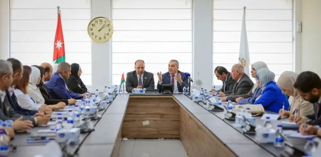 الطاقة النيابية تطلع على واقع العمل وأتمتة الخدمات في هيئة تنظيم قطاع الطاقة