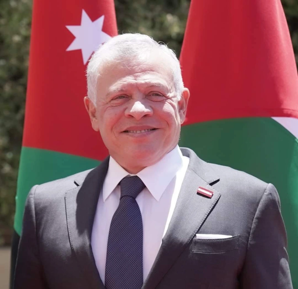 شركة سجال للامن والحمايه المسلحه تهنىء جلالة الملك وولي العهد والأسرة الأردنية الكبير بعيد الأضحى المبارك.