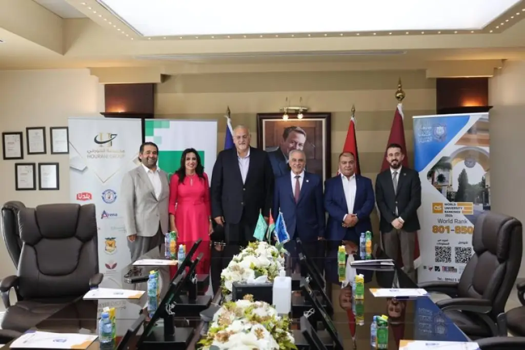 عمان الأهلية تَنضمّ إلى عالم البطاقات الذكية مع بنك القاهرة عمان