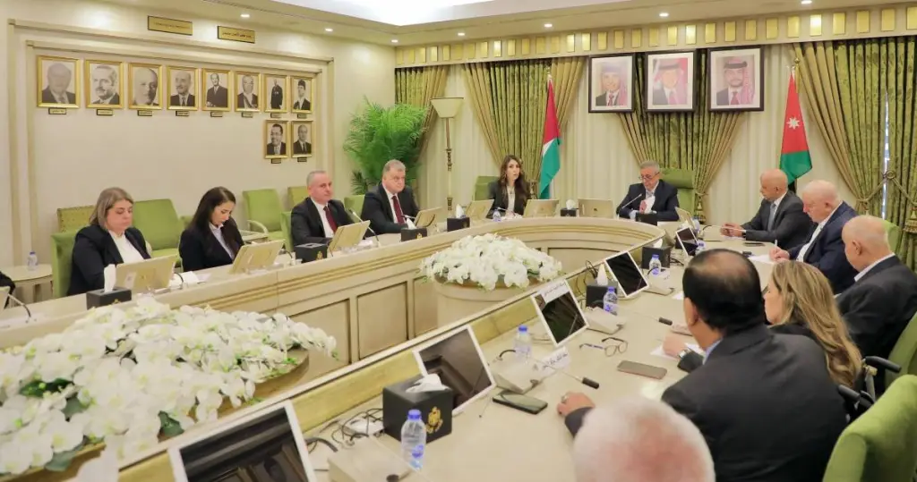 عمل الأعيان تبحث ووزيرة العمل الفلسطينية سبل تعزيز التعاون الثنائي