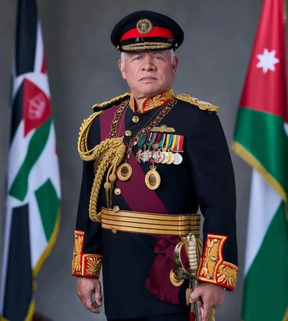 تهنئة الى جلالة الملك  وولي العهد من  رئيس نادي منجم الحسا مخلد محمد ابوعجور الحجايا بعيد  الجلوس  الملكي
