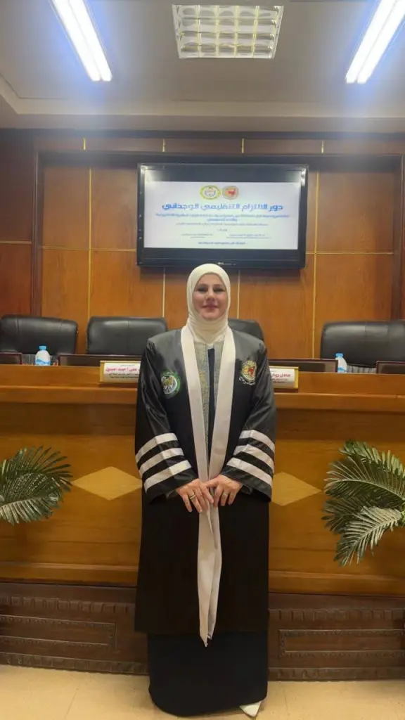 السوافطة تحصل على درجة الدكتوراه في فلسفة إدارة الأعمال من جامعة سوهاج