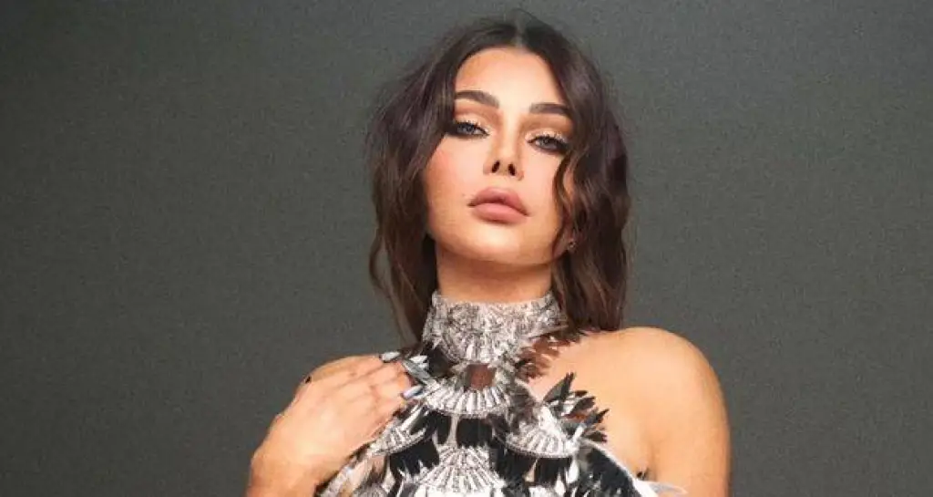 الفنانة هيفاء وهبي تنشر كواليس “ما بضعفش”.. رحلة النجاح مستمرة