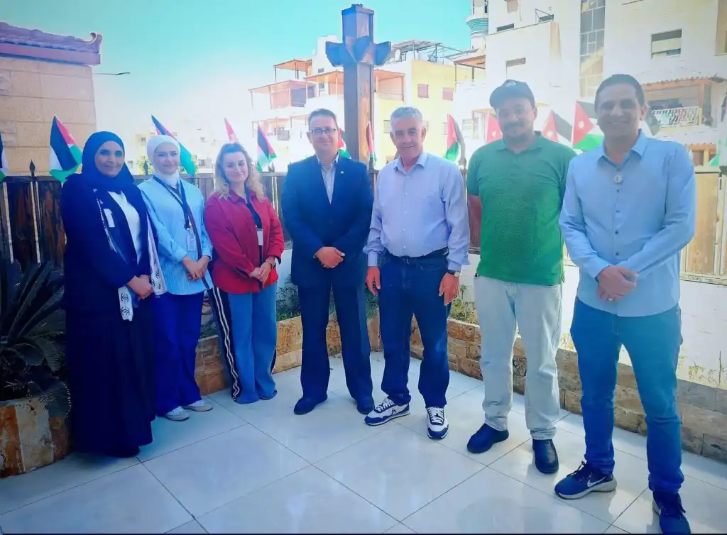 العياصرة يطّلع على واقع العمل الثقافي في العقبة