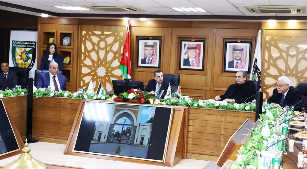 جامعة البلقاء التطبيقية تُبرم اتفاقيتين لإنشاء مبنى كلية الأميرة رحمة الجامعية وتعزز بنيتها التعليمية