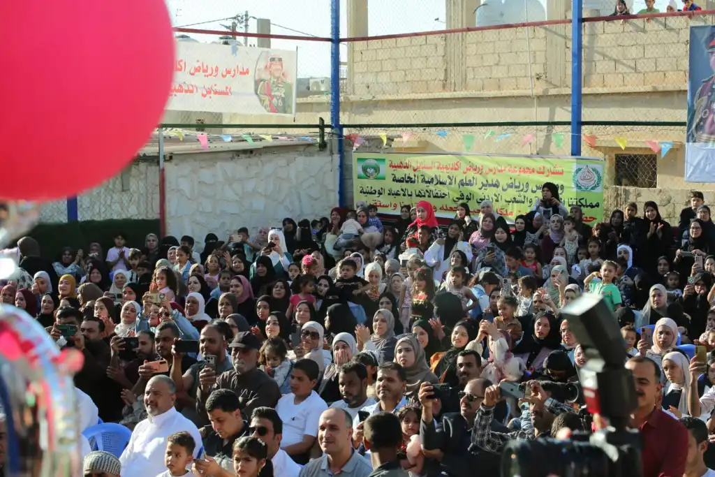 مدارس ورياض هدير العلم الإسلامية الخاصة بتخريج الفوج الخامس عشر من طلبتها ..صور