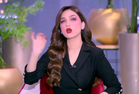 مثل القرد لا يقع .. ياسمين عز تثير غضب جمهور الزمالك مجددًا - (فيديو)