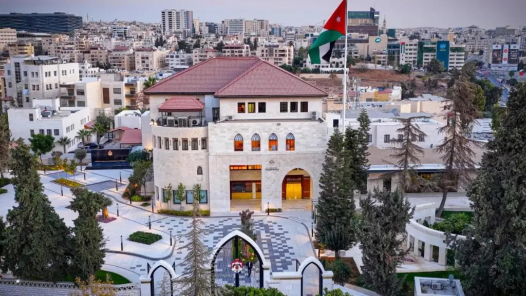 الحكومة: حل مجالس غرف التجارة قبيل شهرين من الانتخابات يتماشى مع القانون