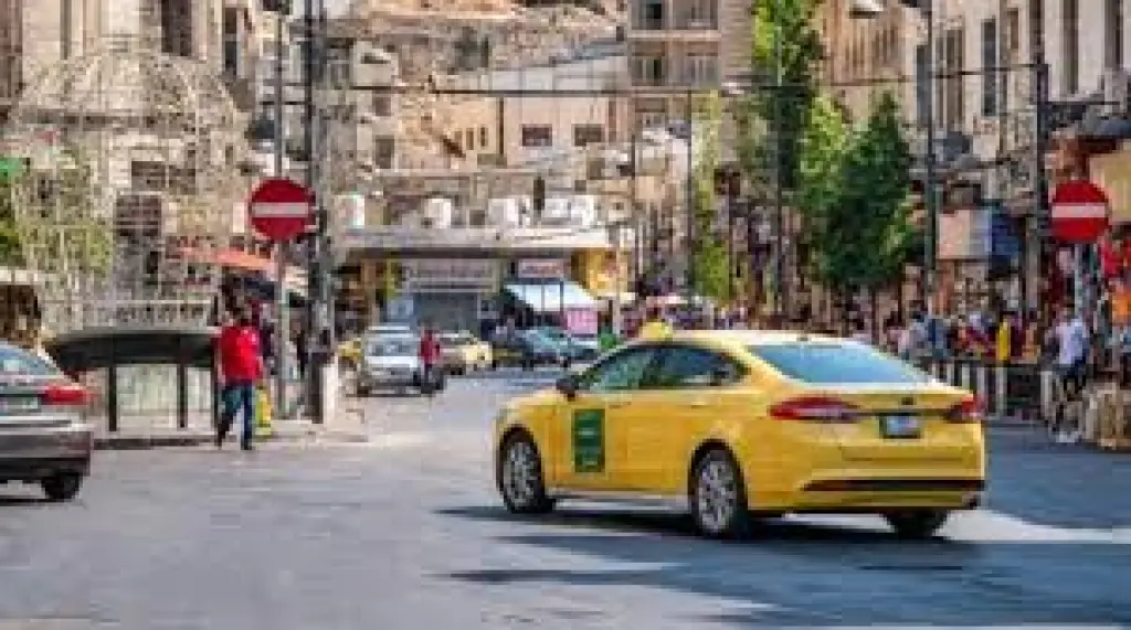 تطبيق التعرفة الجديدة للتكسي في الأردن اعتباراً من اليوم باستثناء العقبة