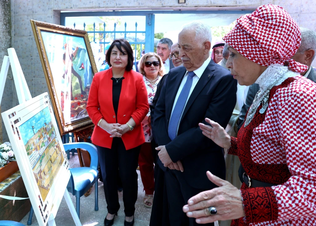 العيسوي يفتتح معرض "الأردن في الفكر والوجدان"
