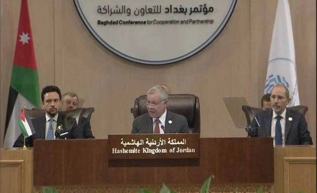 (شاهد بالفيديو ) الملك يفتتح مؤتمر بغداد 2  ويؤكد : نؤمن بحاجة المنطقة للاستقرار والسلام العادل والشامل والتعاون الإقليمي