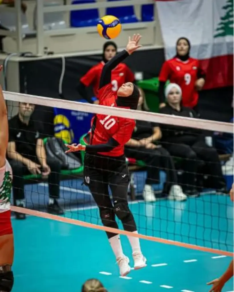 منتخب السيدات للطائرة يتعثر أمام لبنان