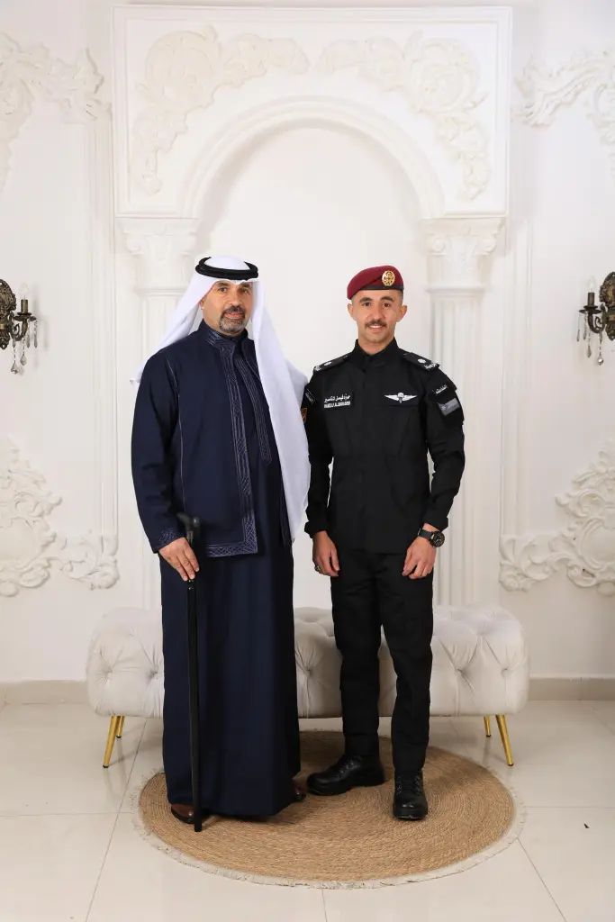 المناصير يحتفلون بتخرّج نجلهم الملازم حمزة فيصل المناصير في أجواء وطنية مميزة وتغطية حصرية من قبل القلعة نيوز واستديو آيه .