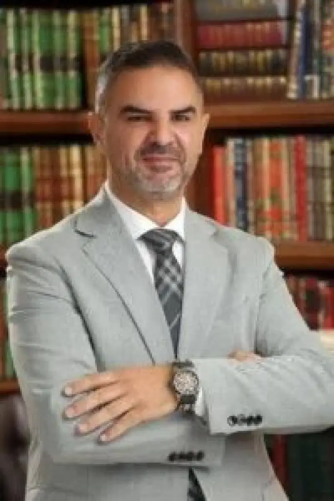 أسامة ابو طالب يكتب :كيف نواجه معيقات تنشيط الحركة  السياحيه  للار دن